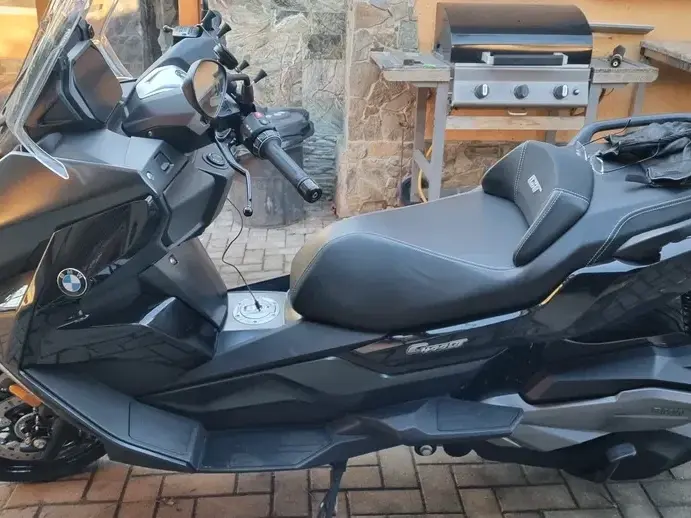 BMW C400GT