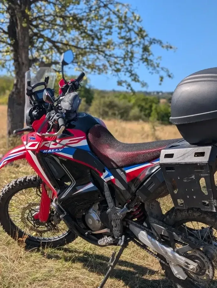 Honda CRF 300 Rally — imagine 3