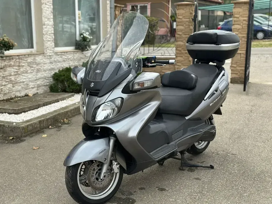 Suzuki AN 650 Burgman — imagine 2