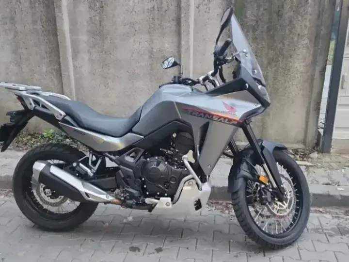 Honda XL750 Transalp
