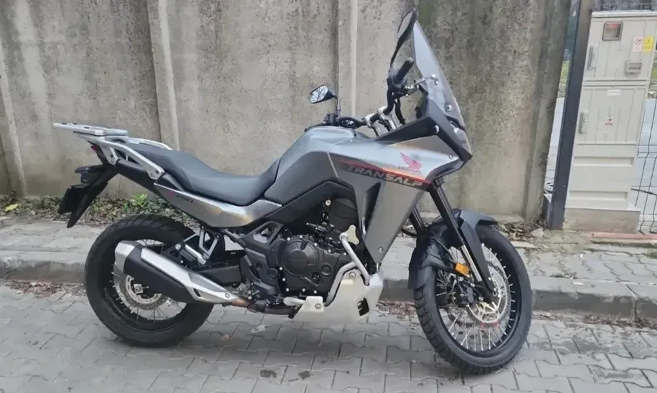 Honda XL750 Transalp — imagine 4