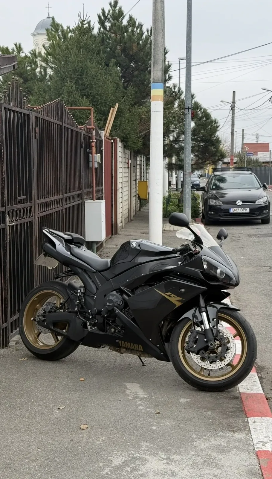 Yamaha YZF 1000 R1 — imagine 3