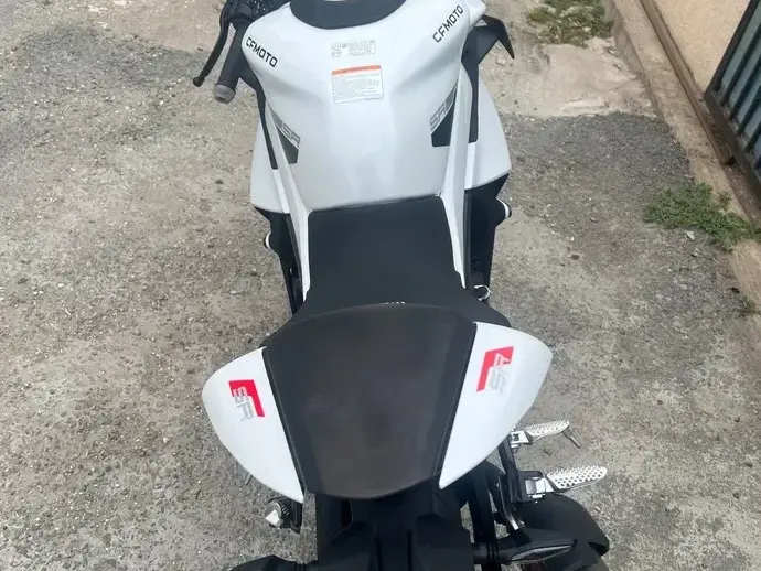 CF Moto 450 SR ABS