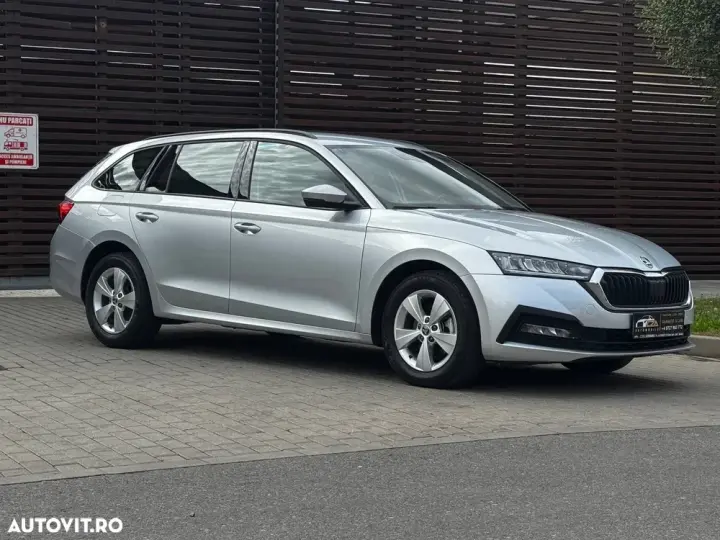 Škoda Octavia IV 2.0 TDI DSG Style