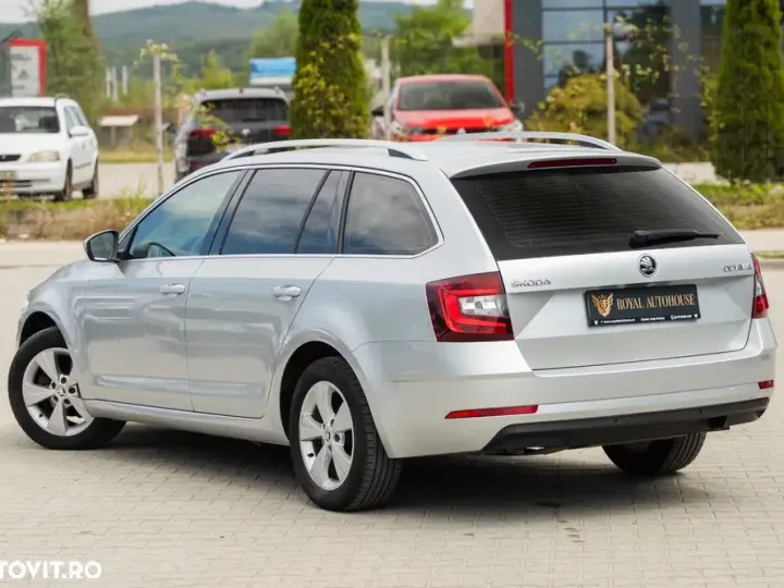 Škoda Octavia IV 1.6 TDI DSG Clever