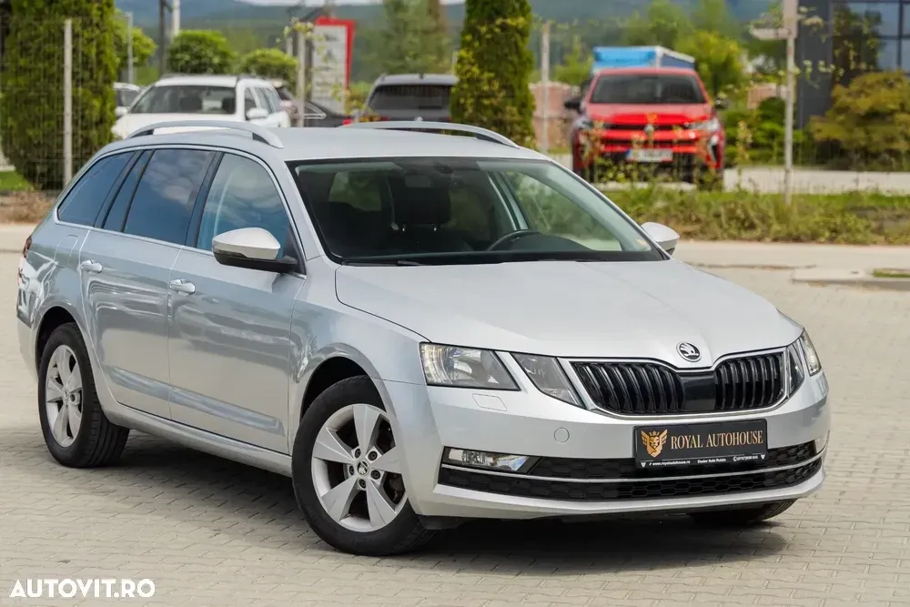 Škoda Octavia IV 1.6 TDI DSG Clever — imagine 2