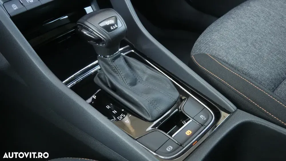 Škoda Karoq 2.0 TDI SCR 4x4 DSG Clever — imagine 3