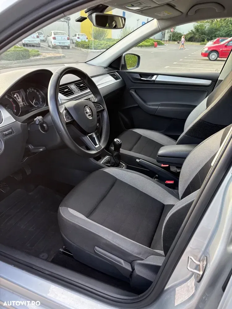 Škoda Rapid 1.0 TSI Ambition — imagine 3