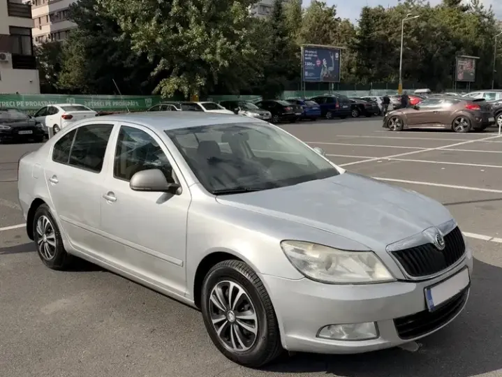 Škoda Octavia II 1.6 TDI Ambiente