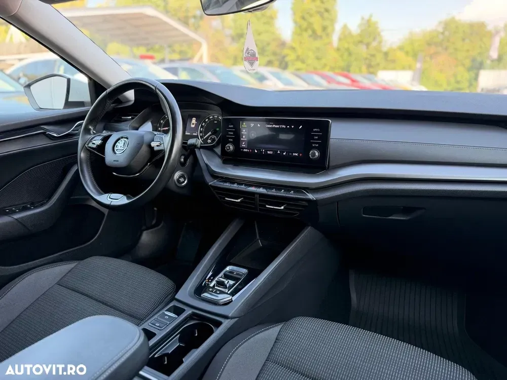 Škoda Octavia IV 1.0 TSI DSG Mild Hybrid Style — imagine 4