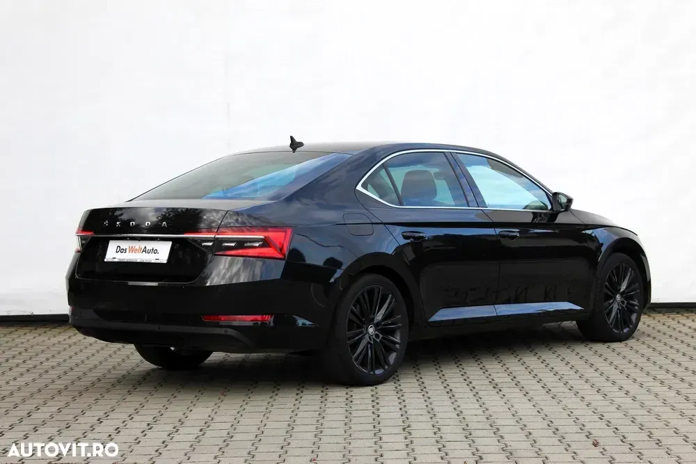 Škoda Superb 2.0 TDI DSG Style — imagine 5