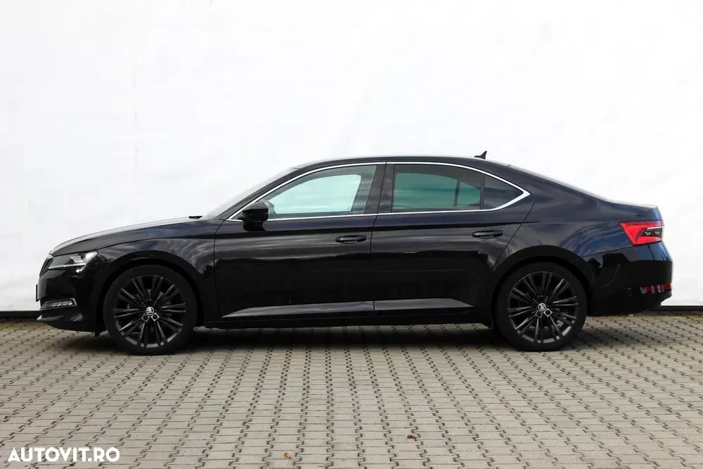 Škoda Superb 2.0 TDI DSG Style — imagine 2