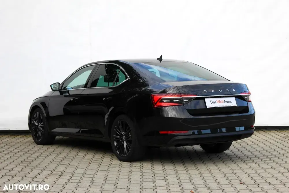 Škoda Superb 2.0 TDI DSG Style — imagine 3