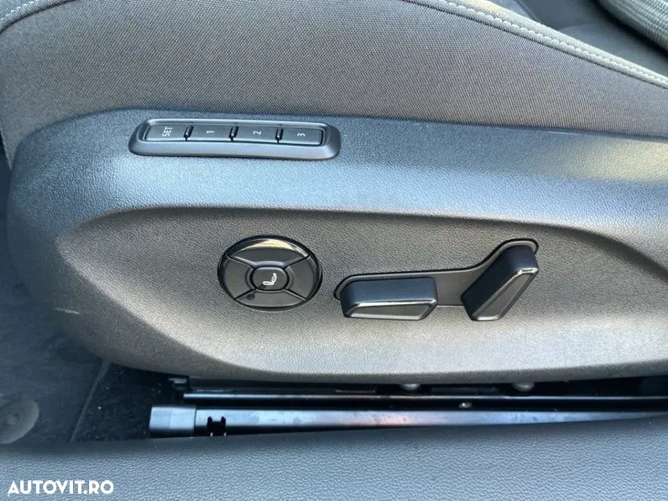Škoda Superb — imagine 6