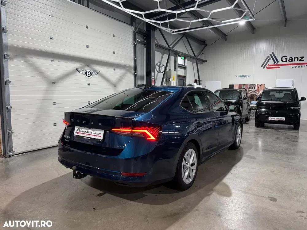 Škoda Octavia IV 2.0 TDI DSG 4X4 Sportline — imagine 3