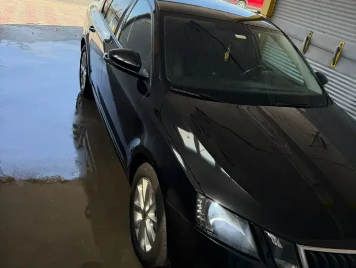 Škoda Octavia III 1.6 TDI DSG Style