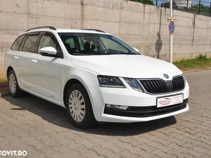 Škoda Octavia III 1.6 TDI DSG Ambition