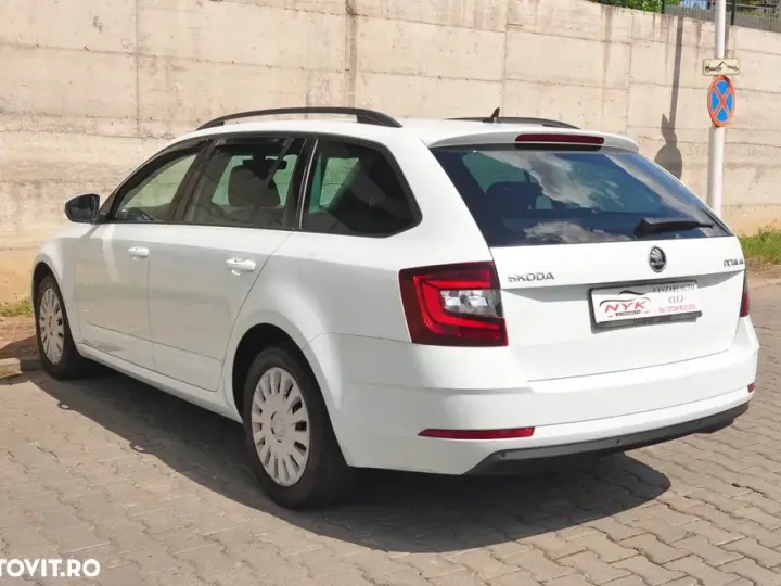 Škoda Octavia III 1.6 TDI DSG Ambition