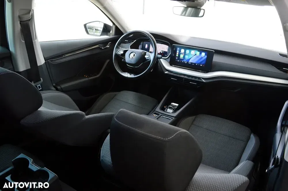 Škoda Octavia IV 1.0 TSI DSG Mild Hybrid Ambition — imagine 5