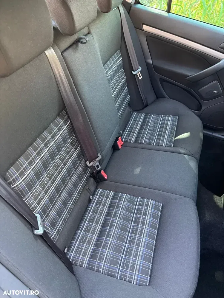 Škoda Octavia 1.6 TDI DPF DSG Ambiente — imagine 6