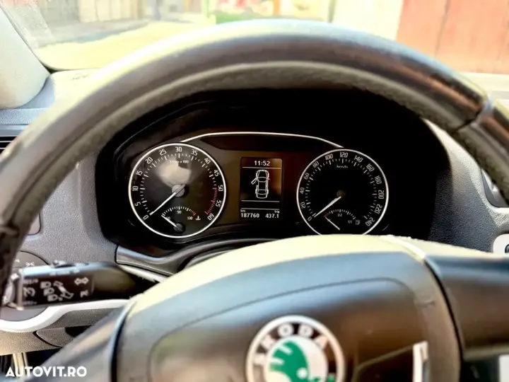 Škoda Octavia 2.0 TDI Ambiente DSG