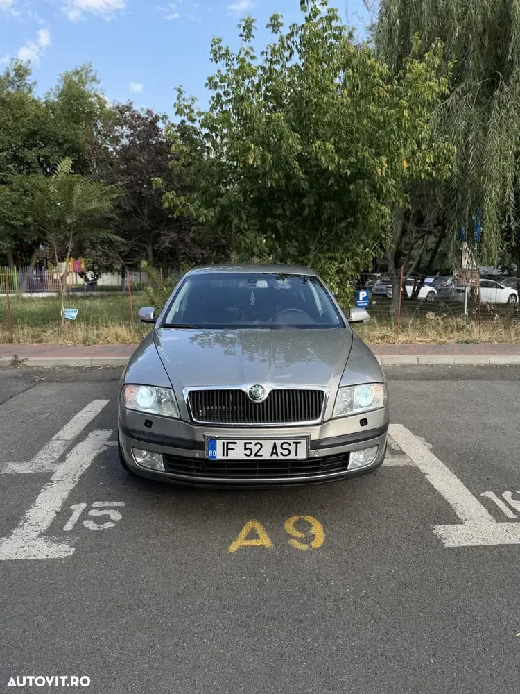 Škoda Octavia II 2.0 TDI Elegance — imagine 5