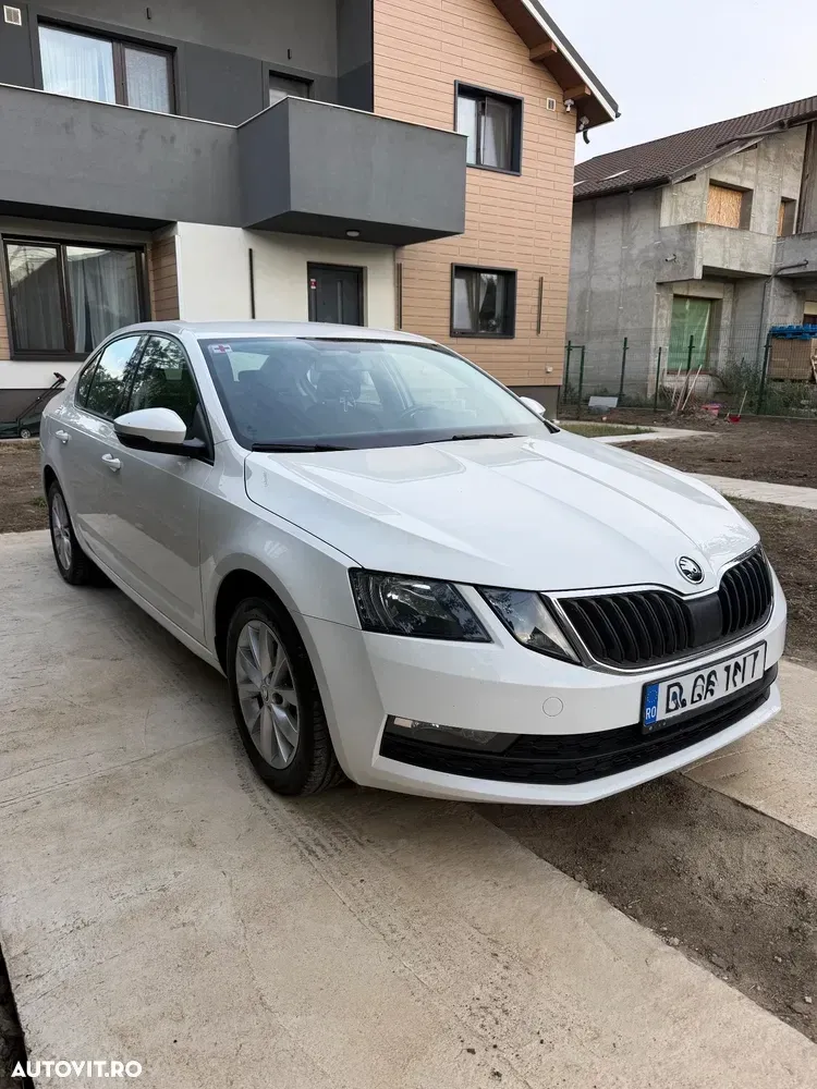 Škoda Octavia IV 1.0 TSI DSG Style — imagine 2