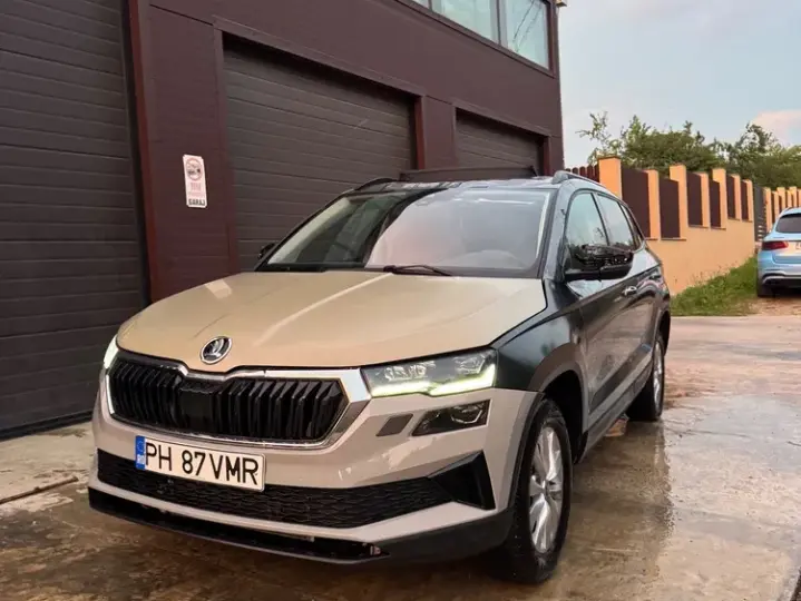 Škoda Karoq 1.5 TSI DSG Selection