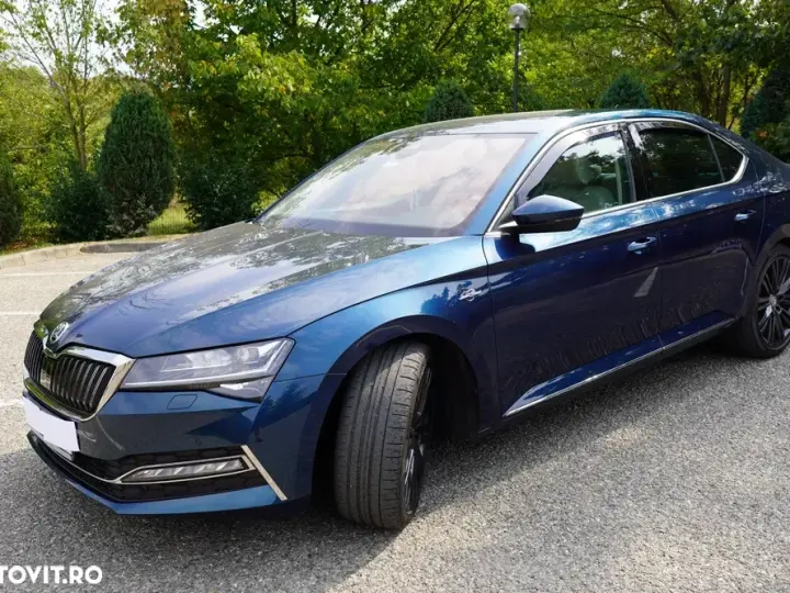 Škoda Superb III