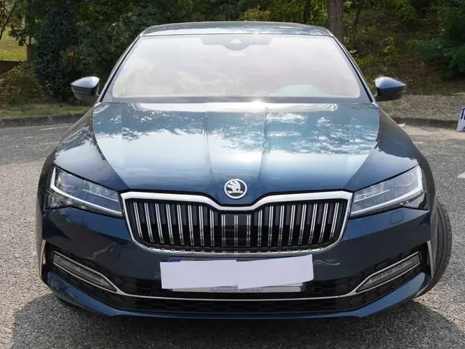 Škoda Superb III