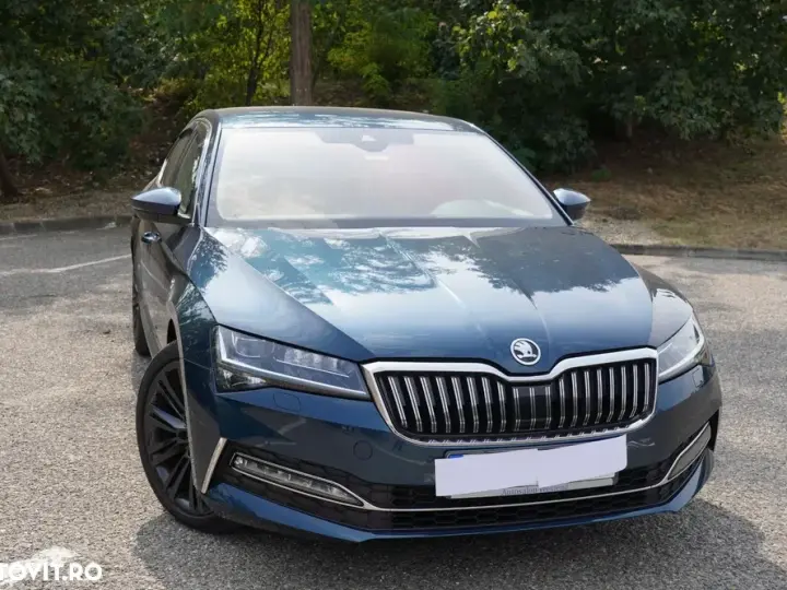 Škoda Superb III