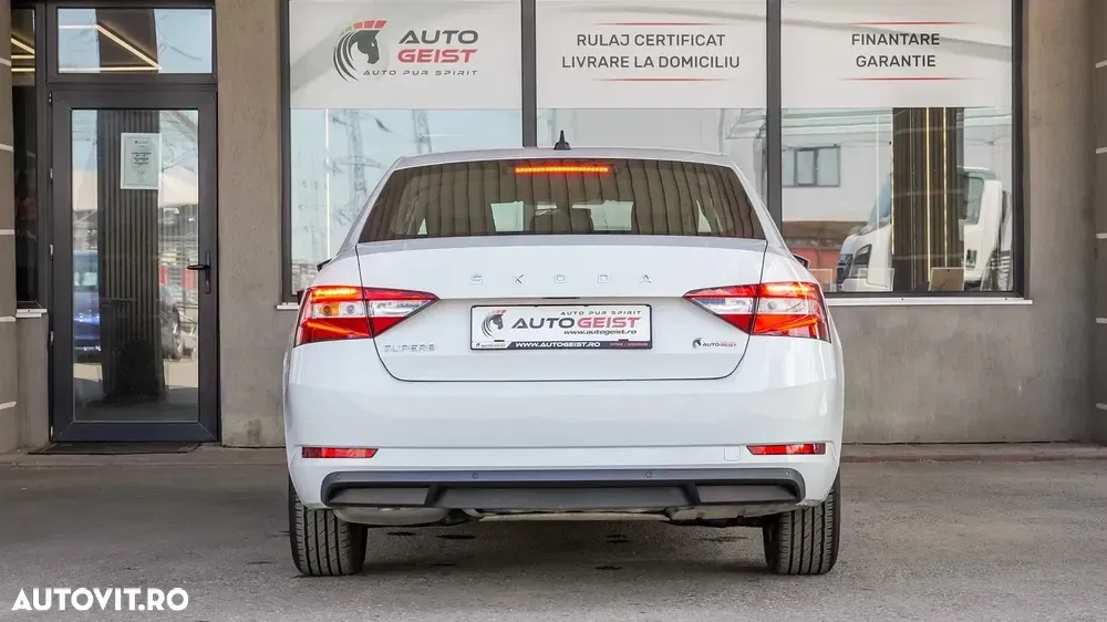 Škoda Superb 1.5 TSI DSG Ambition — imagine 5