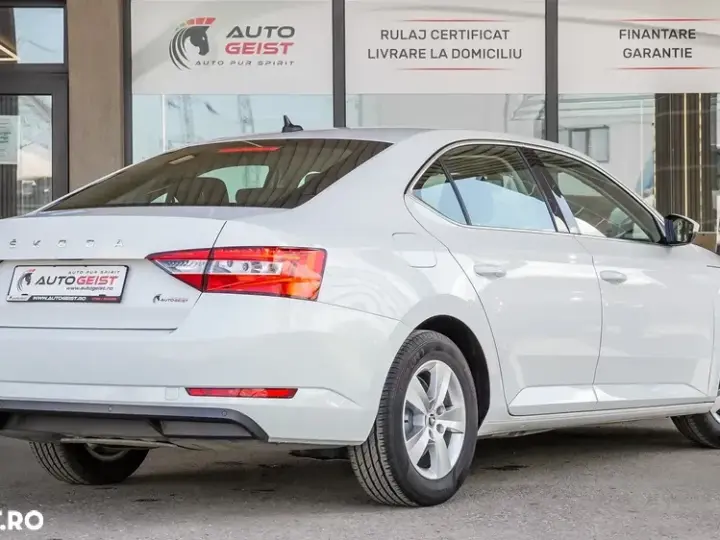 Škoda Superb 1.5 TSI DSG Ambition