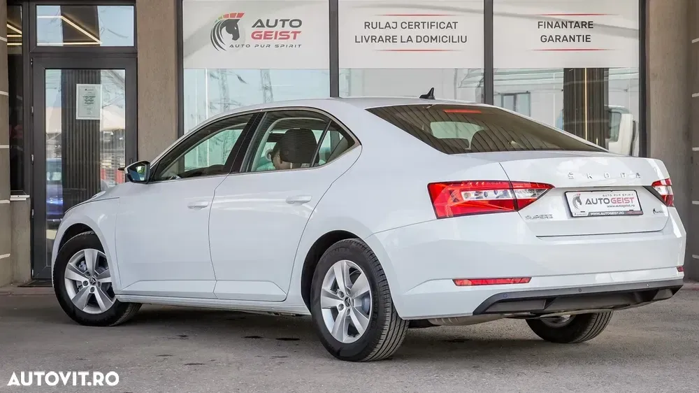 Škoda Superb 1.5 TSI DSG Ambition — imagine 4
