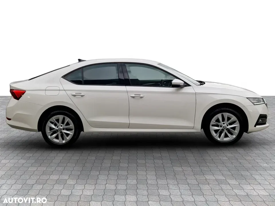 Škoda Octavia IV 1.5 TSI DSG MHEV Style — imagine 6