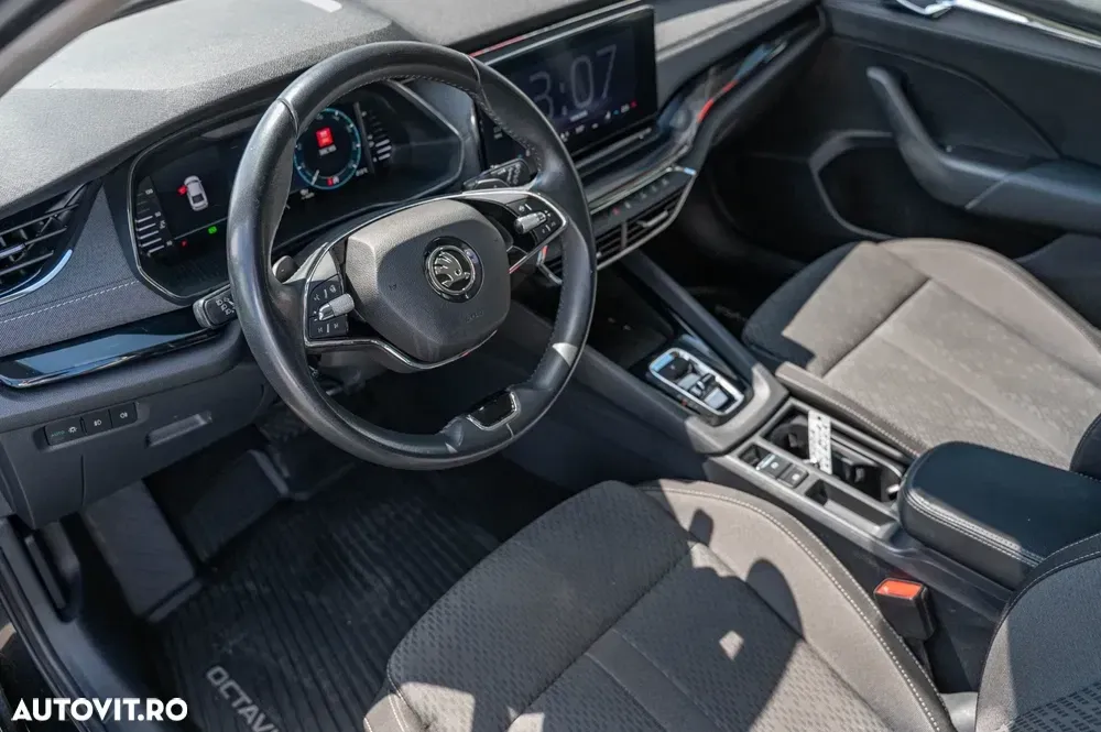 Škoda Octavia IV 2.0 TDI DSG Style — imagine 5