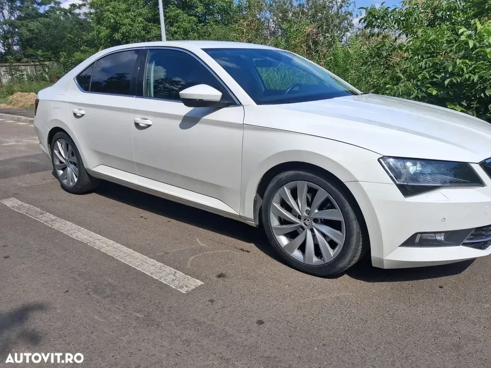 Škoda Superb III 2.0 TDI Laurin & Klement — imagine 4