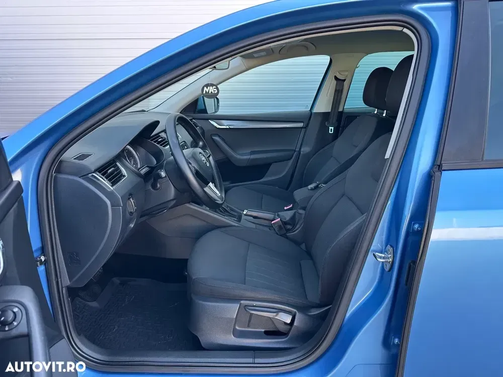 Škoda Octavia 2.0 TDI DSG Style — imagine 6