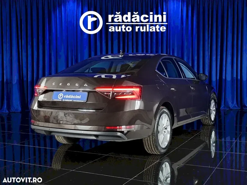 Škoda Superb — imagine 4