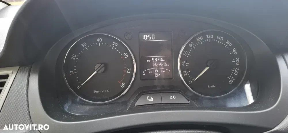 Škoda Rapid 1.2 MPI Active — imagine 4