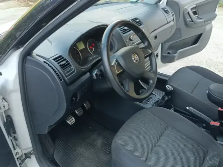 Škoda Roomster 1.2 TSI Scout PLUS EDITION