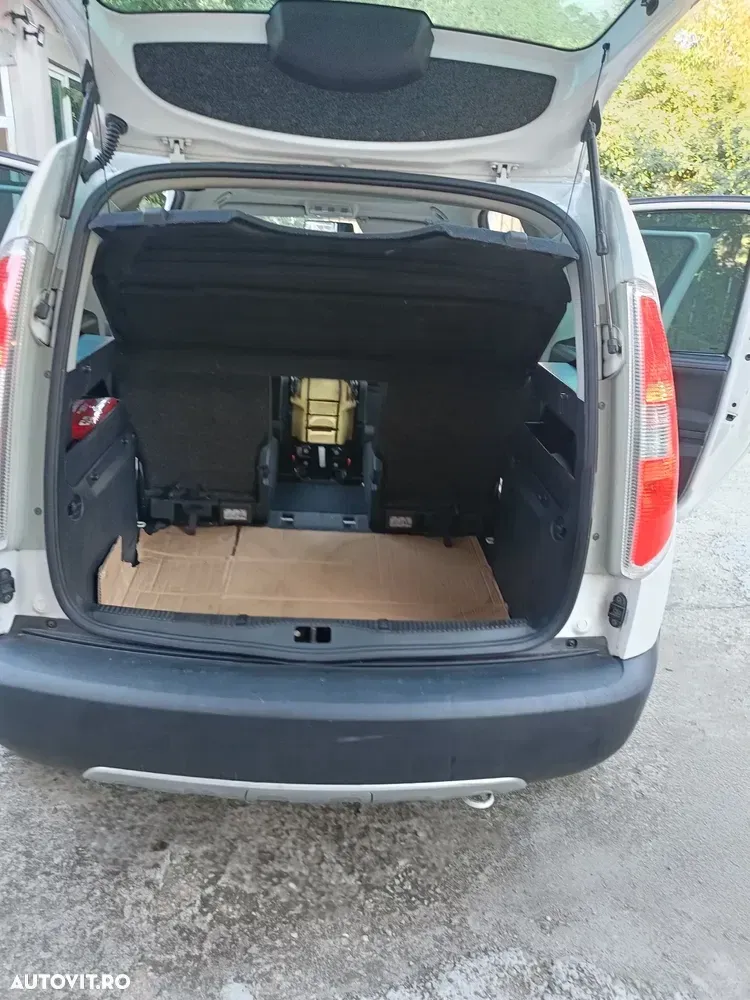 Škoda Roomster 1.2 TSI Scout PLUS EDITION — imagine 5
