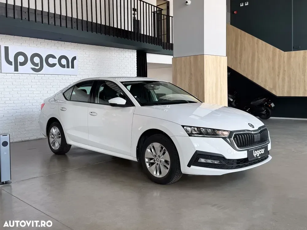Škoda Octavia IV — imagine 2