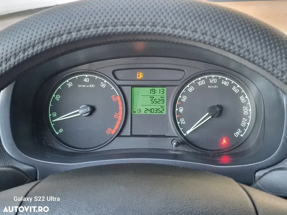 Škoda Fabia II 1.2 HTP Elegance Green tec — imagine 5