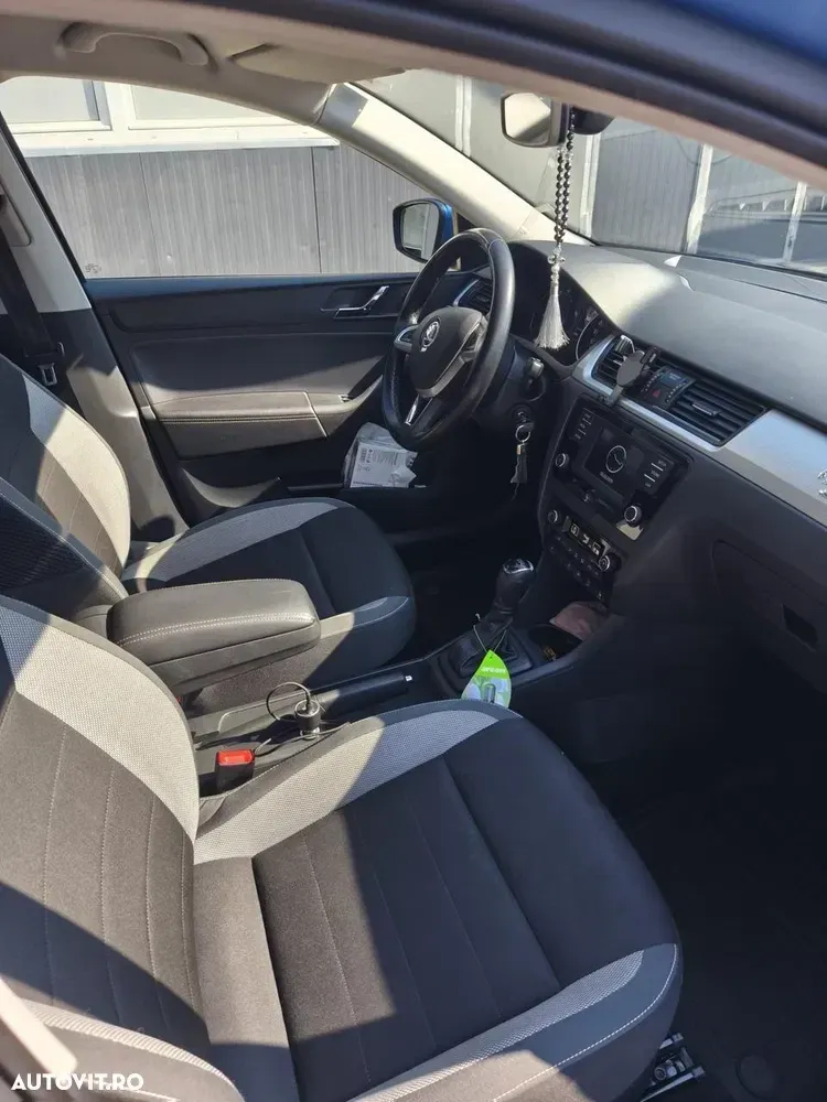 Škoda Rapid 1.4 TSI DSG Style — imagine 6