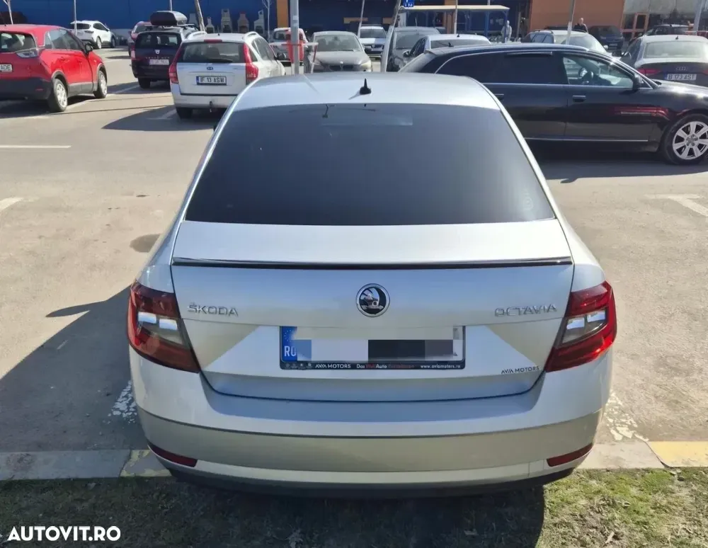 Škoda Octavia IV 1.5 TSI DSG Mild Hybrid Style — imagine 4