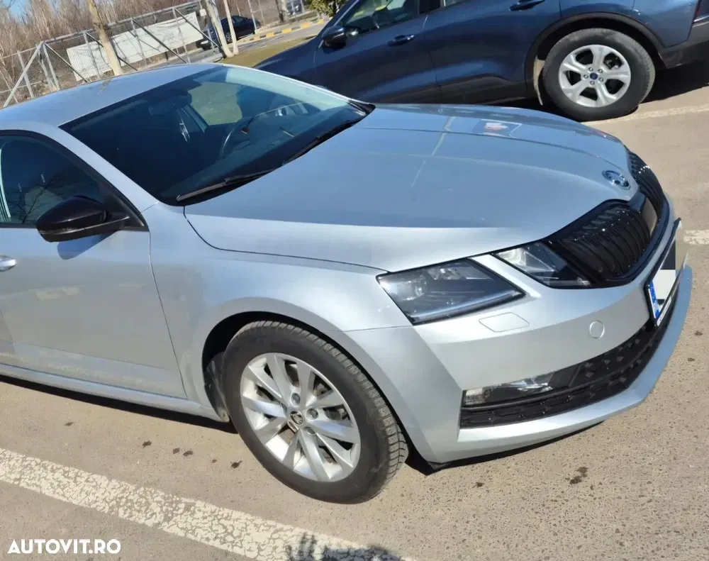 Škoda Octavia IV 1.5 TSI DSG Mild Hybrid Style — imagine 6