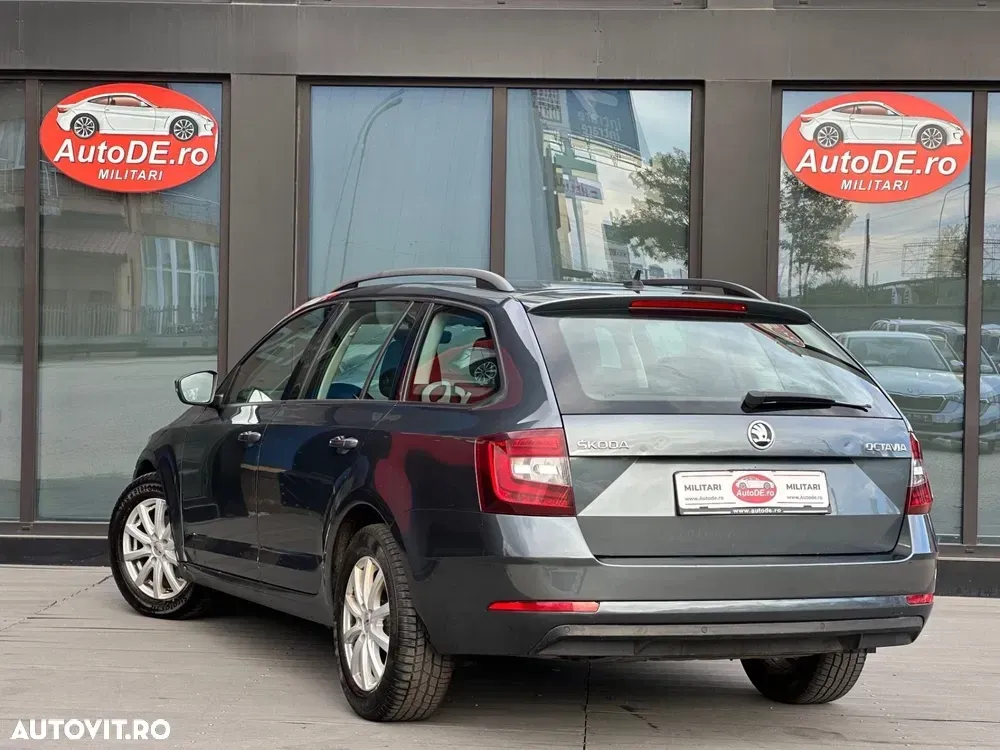 Škoda Octavia — imagine 3