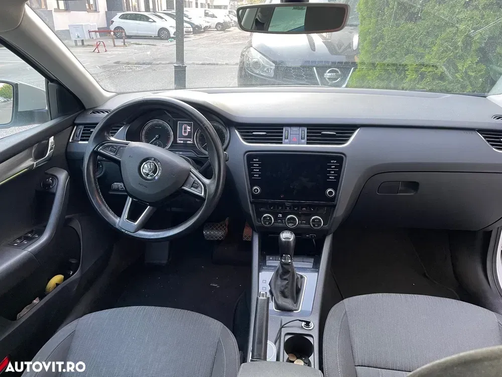 Škoda Octavia III 2.0 TDI DSG Ambition — imagine 4