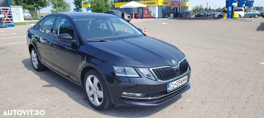 Škoda Octavia IV 2.0 TDI DSG Style — imagine 4